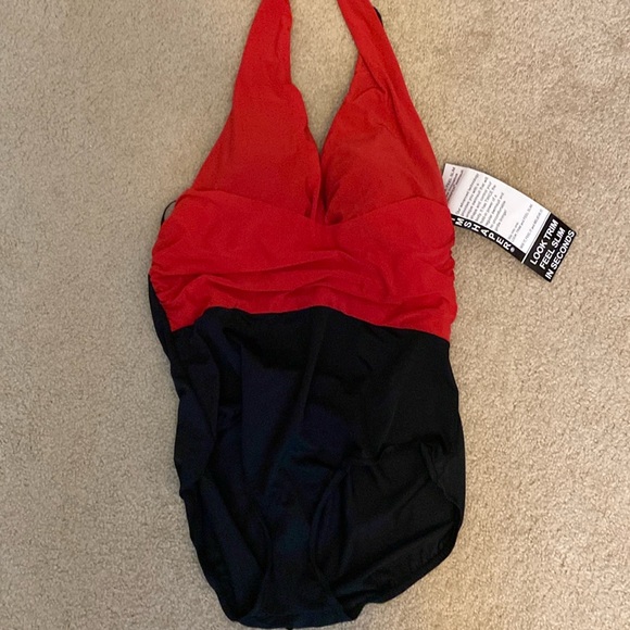 Swimsuit - Picture 1 of 7